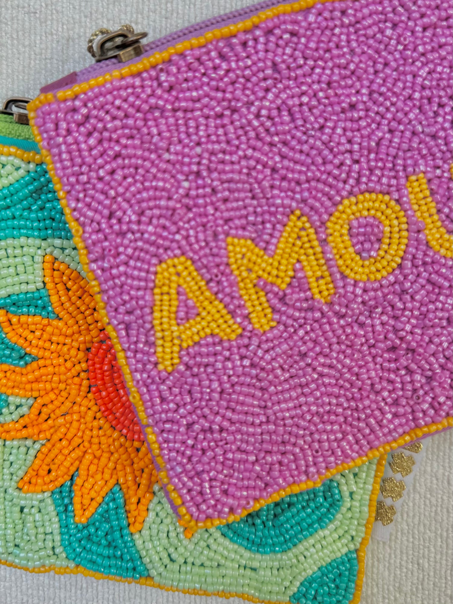 Pochettes perlées🧸