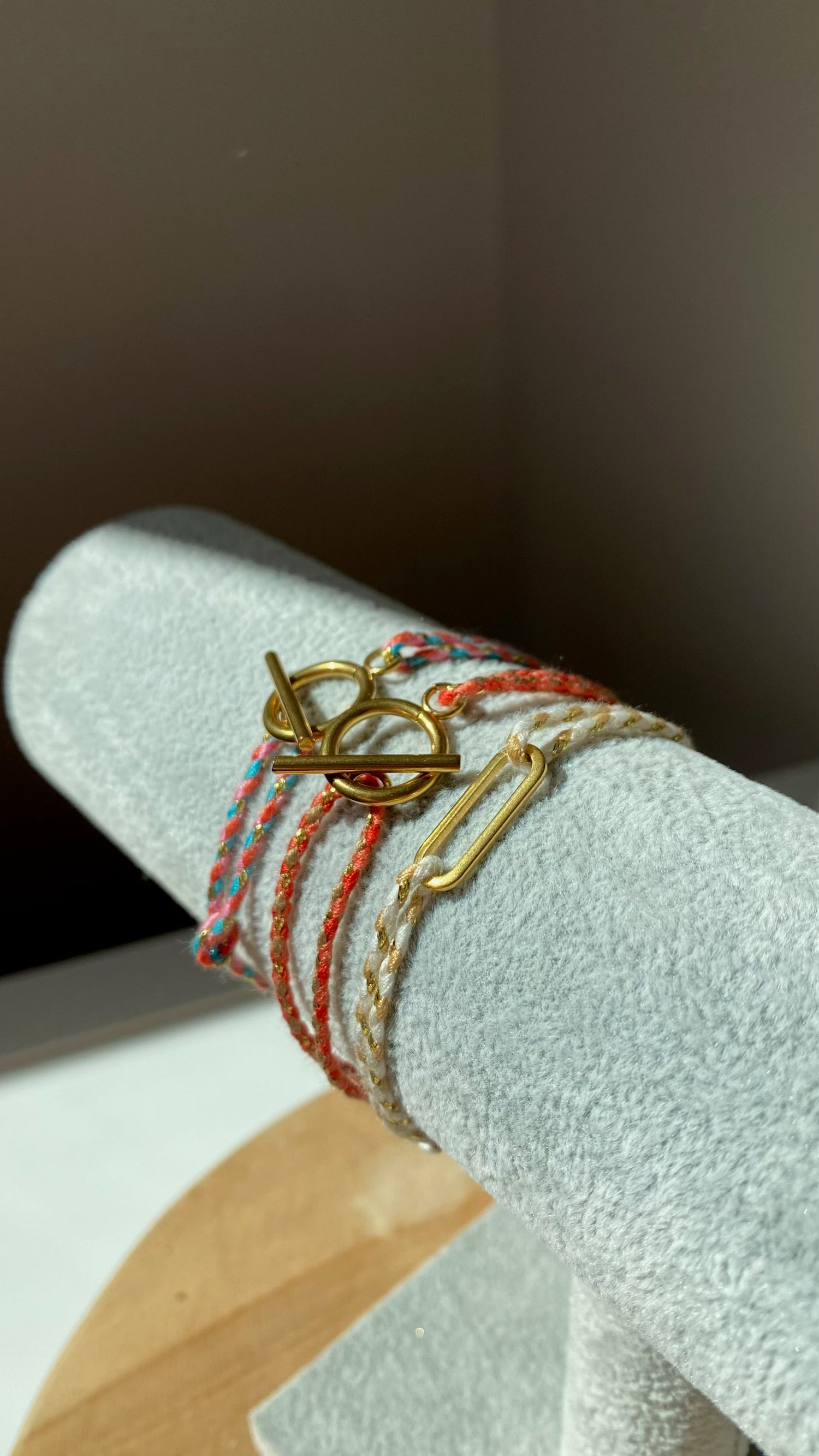 Les  bracelets